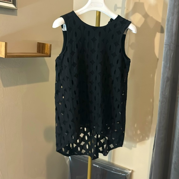Vince Camuto Tops - Black Vince Cammarota eyelet lace high low top sz S